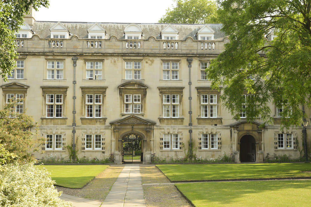 Christ's College 3*